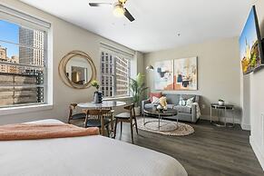 Charming Studio Near French Quarter