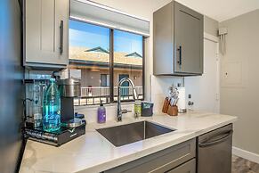 Centrally Located Elegant Vistas