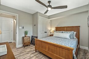 Centrally Located Elegant Vistas