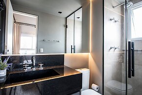 Apartamento em Pinheiros com Piscina