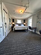 Inn at Gifford House