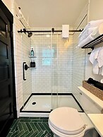 Inn at Gifford House