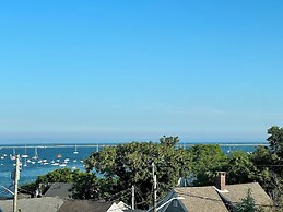 Inn at Gifford House