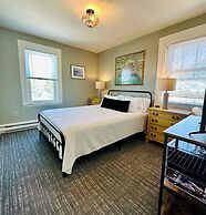 Inn at Gifford House