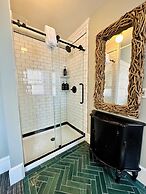 Inn at Gifford House