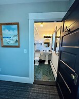 Inn at Gifford House