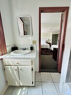 Inn at Gifford House