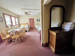 Inn at Gifford House