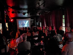 Inn at Gifford House