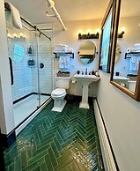 Inn at Gifford House