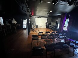 Inn at Gifford House