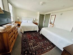 Inn at Gifford House