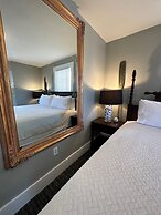 Inn at Gifford House