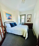 Inn at Gifford House