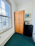 Inn at Gifford House