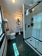 Inn at Gifford House