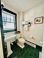 Inn at Gifford House