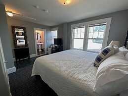 Inn at Gifford House