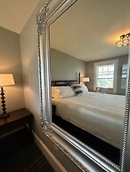 Inn at Gifford House