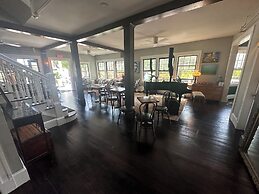 Inn at Gifford House