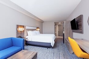 Holiday Inn Express & Suites Ormond Beach - North Daytona by IHG