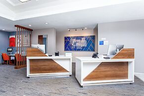 Holiday Inn Express & Suites Ormond Beach - North Daytona by IHG