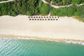 Hualuxe Sanya Yalong Bay Resort