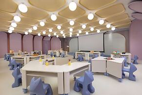 Hualuxe Sanya Yalong Bay Resort