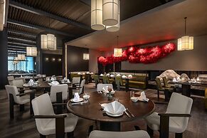 Hualuxe Sanya Yalong Bay Resort