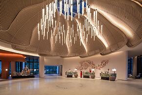 Hualuxe Sanya Yalong Bay Resort