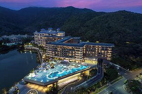Hualuxe Sanya Yalong Bay Resort
