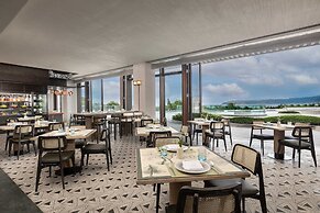 Hualuxe Sanya Yalong Bay Resort