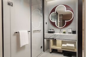 Hualuxe Sanya Yalong Bay Resort