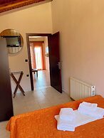 Ariadni Hotel Bungalows