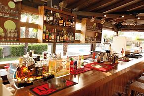 Ariadni Hotel Bungalows