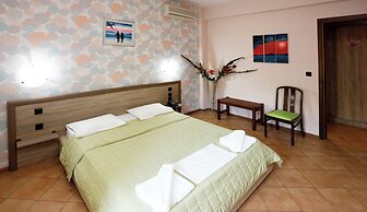 Ariadni Hotel Bungalows