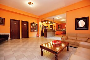 Ariadni Hotel Bungalows