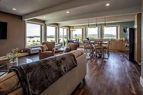 Big River Escape Grandview Manse