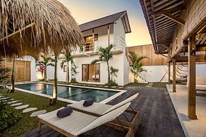 Villa Parasol by Alfred in Bali