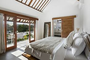 Villa Parasol by Alfred in Bali
