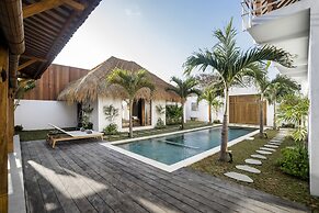 Villa Parasol by Alfred in Bali