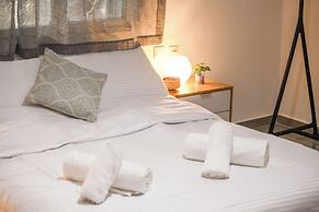 Charming 2BR in Haifa by Sea N' Rent