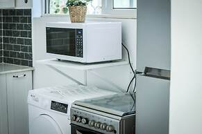 Charming 2BR in Haifa by Sea N' Rent