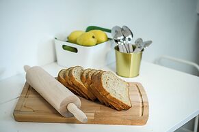 Charming 2BR in Haifa by Sea N' Rent