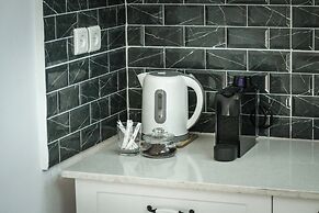 Charming 2BR in Haifa by Sea N' Rent