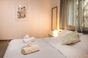 Charming 2BR in Haifa by Sea N' Rent