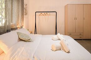 Charming 2BR in Haifa by Sea N' Rent