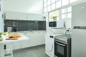 Charming 2BR in Haifa by Sea N' Rent