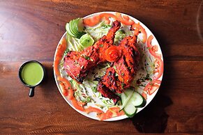 Hotel Oak plaza New Delhi