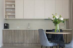 Elite Apartments Center Deluxe II